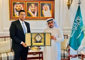 المندوب الدائم للجمهورية لدى مظمة التعاون الإسلامي يزور نظيره السعودي