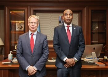 رئيس الوزراء يستقبل السفير السويدي لدى الصومال