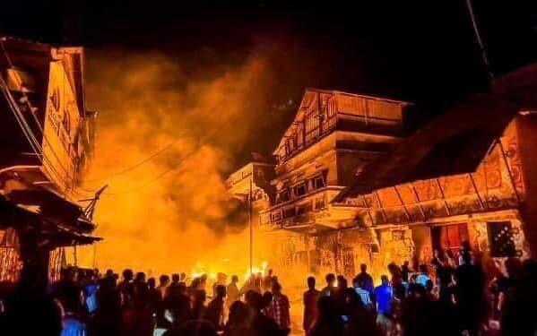 جوبالاند: اندلاع حريق هائل في سوق مدينة كيسمايو