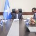 وزير الداخلية الصومالي يجتمع مع وفد من المنظمة الدولية للهجرة في مقديشو