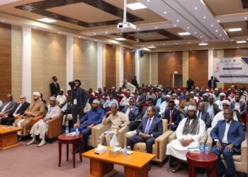 الرئيس الصومالي يشارك في مؤتمر علمي حول دراسة العلوم الشرعية في الصومال