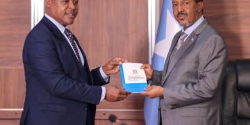الصومال تستكمل المرحلة الأولى من إجراءات انضمامها إلى مظلة شرق أفريقيا