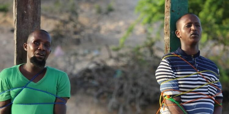 تنفيذ حكم الإعدام على عنصرين من تنظيم داعش في الصومال