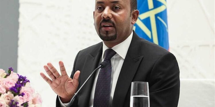 رئيس الوزراء الإثيوبي يتعهد بتنفيذ اتفاق السلام مع متمردي تيغراي