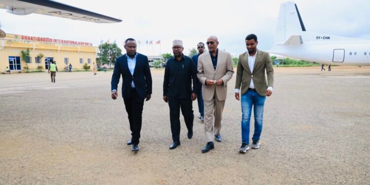 وزير الداخلية الصومالي يصل إلى ولاية جنوب غرب الصومال