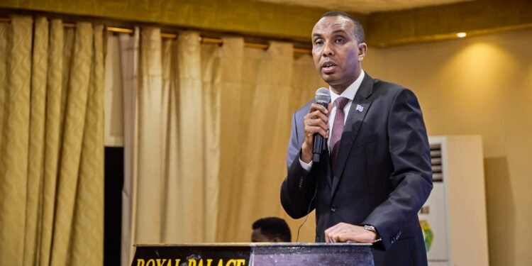 رئيس الوزراء الصومالي يعلن محاربة الفساد المستشري في المؤسسات الحكومية