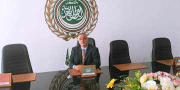 مقالة: اللغة العربية أم اللغات