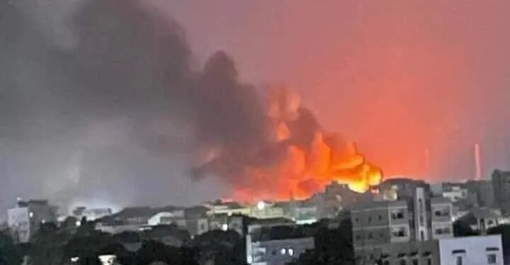 اندلاع حريق هائل في سوق بكارا المركزي في مقديشو