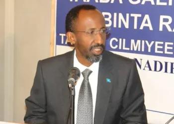 وزير التربية والتعليم العالي ينفي مساعي توظيف معلمين جدد على أساس قبلي