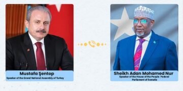 رئيس مجلس الشعب الصومالي يتصل هاتفيا بنظيره التركي