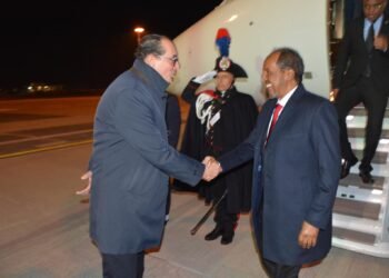 الرئيس الصومالي يصل في زيارة رسمية إلى العاصمة الإيطالية روما