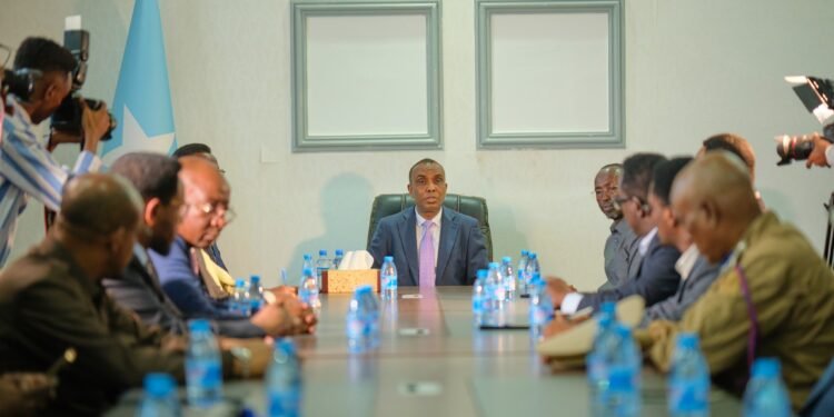في اجتماع أمني خاص.. رئيس الوزراء الصومالي يصدر تعليمات لتحسين الوضع الأمني في مقديشو
