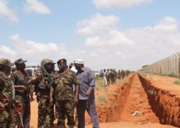 کینیا تفتح حدودها البریة مع الصومال بعد إغلاقها 10 سنوات