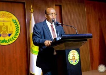 رئيس برلمان إدارة صوماليلاند يدعو إلى وقف الصراع القائم في مدينة لاسعانود