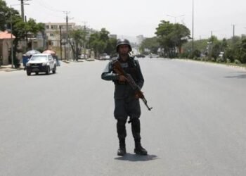 قوات الأمن الصومالية تقتل مسلحا إثر محاولة اغتياله جنديا بضواحي مقديشو