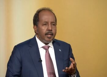 في مقابلة مع قناة الجزيرة.. الرئيس الصومالي يعبر عن استعداده للتفاوض مع حركة الشباب
