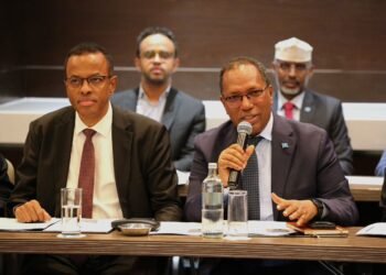 افتتاح اجتماع بين الحكومة الصومالية وصندوق النقد والبنك الدوليين في نيروبي