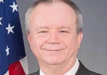 واشنطن: “الصومال تلتزم بمعايير رفع حظر الأسلحة المفروض عليها”