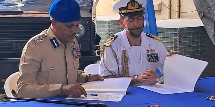 شرطة الصومال تتسلم مركبات مدرعة من دولة إيطاليا