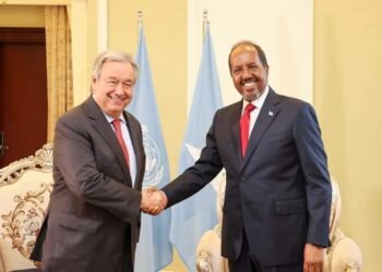 الرئيس الصومال يلتقي الأمين العام للأم المتحدة في مقديشو