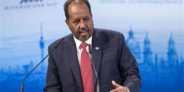 الرئيس الصومالي يدعو فرقاء السودان إلى وقف إطلاق النار والعودة إلى الحوار