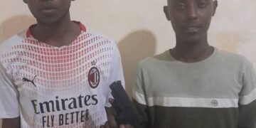 الشرطة الصومالية تعتقل شخصين مشتبهين بأعمال سرقة ونهب في مقديشو