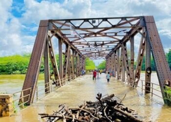 مخاوف من انهيار جسر بُولابُوردي بسبب فيضانات نهر شبيلى في محافظة هيران