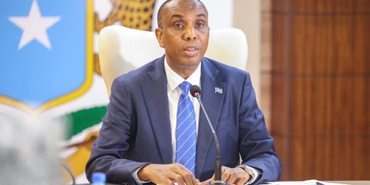 رئيس الوزراء يهنئ الشباب الصومالي بمناسبة ذكرى الـ 80 لتأسيس نادي SYL الوطني