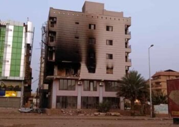 تضاعف عدد النازحين داخلياً في السودان بسبب الاشتباكات المسلحة ونهب الموارد الإنسانية