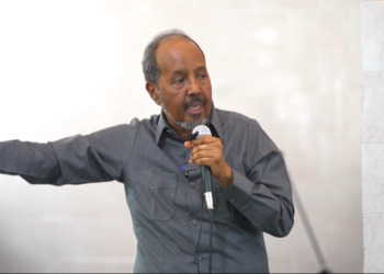 الرئيس الصومالي يرحب بقبول طلب انضمام بلاده لمجموعة شرق إفريقيا