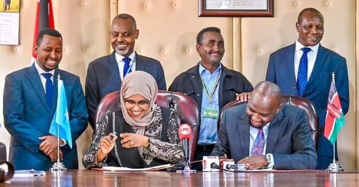 الصومال وكينيا توقعان اتفاقية طيران ثنائية لفتح آفاف جديدة للتعاون بين البلدين