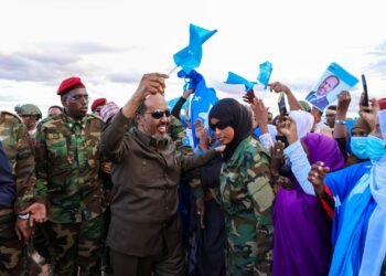 الرئيس الصومالي يتمركز في مدينة طوسمريب لقيادة المرحلة الثانية من الحرب ضد حركة الشباب