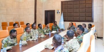 الرئيس الصومالي يتفقد معسكر قوات “غور غور” في مدينة طوسمريب بوسط الصومال