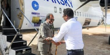 استكمالا للعمل العسكري.. الرئيس الصومالي يعود إلى مقره المؤقت في مدينة طوسمريب