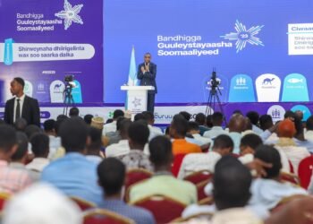 رئيس الوزراء الصومالي يشارك في اختتام فعاليات مؤتمر الإنتاجية في الصومال