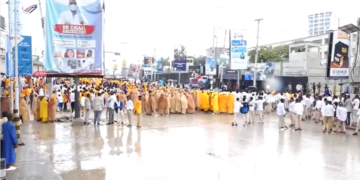 تظاهرة حاشدة في مقديشو لإحياء ذكرى الانفجار الإرهابي “زوبى 2”