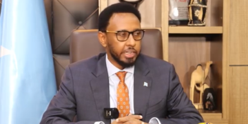 وزير المالية الصومالي يعلن عن ارتفاع الدخل المحلي إلى مستوى يمكنه من تغطية رواتب الموظفين