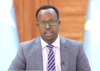 في جلسته الأسبوعية.. مجلس الوزراء الصومالي يتبرع برواتبهم لمكافحة الإرهاب ودعم الأمن