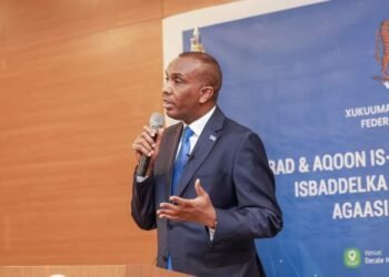 في ورشة عمل حكومية.. رئيس الوزراء الصومالي يناقش خطط الحكومة في المجال التكنولوجي وتعزيز النظام الفيدرالي