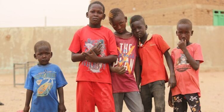 الحرب في السودان يدفع ملايين الأطفال للبقاء خارج المدارس