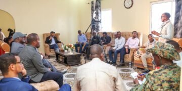 رئيس الوزراء الصومالي يعقد اجتماعًا لبحث الأوضاع الإنسانية في ولاية جوبالاند