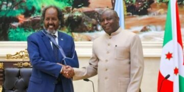 رئيس الصومال يصل إلى بوروندي لبحث تعزيز التعاون السياسي والاقتصادي