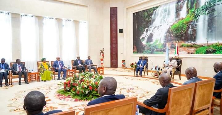 رئيسا الصومال وبوروندي يصدران بيانا صحفيا مشتركا في بوجمبورا