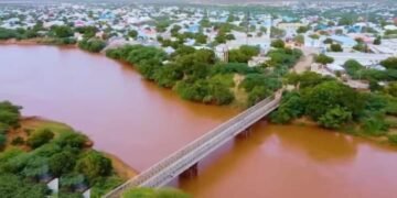 فيضانات تجبر أكثر من مليون شخص على النزوح في الصومال