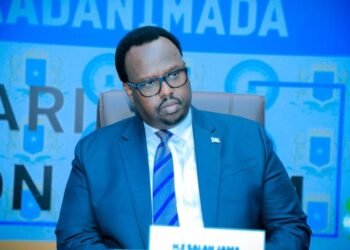 نائب رئيس الوزراء الصومالي يعقد اجتماعًا طارئًا لمناقشة الأضرار الناجمة عن الأمطار والفيضانات