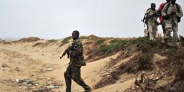 مقتل أكثر من 60 عنصرا من حركة الشباب في عملية عسكرية مشتركة بوسط الصومال